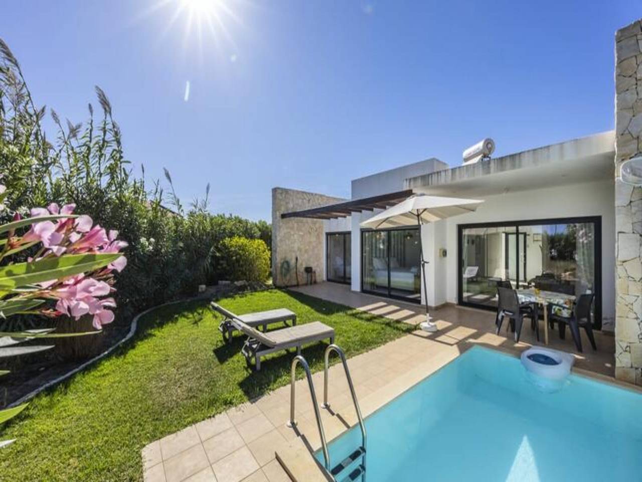 Apartamento inteiro, Casa en Sagres con piscina y playas in Sagres, Parque Natural do Sudoeste Alentejano e Costa Vicentina