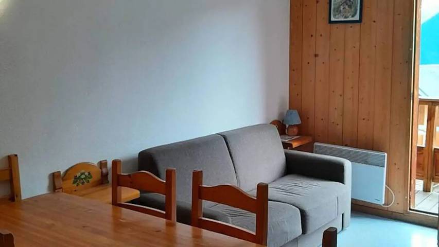 Gîte pour 7 personnes, avec Piscine à Saint-Jean-d'Arves