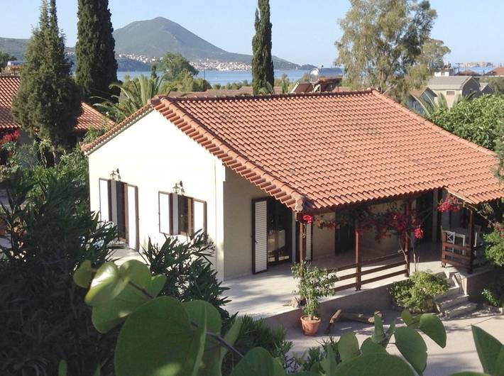 Ferienhaus für 4 Personen, mit Balkon und Terrasse sowie Garten und Ausblick