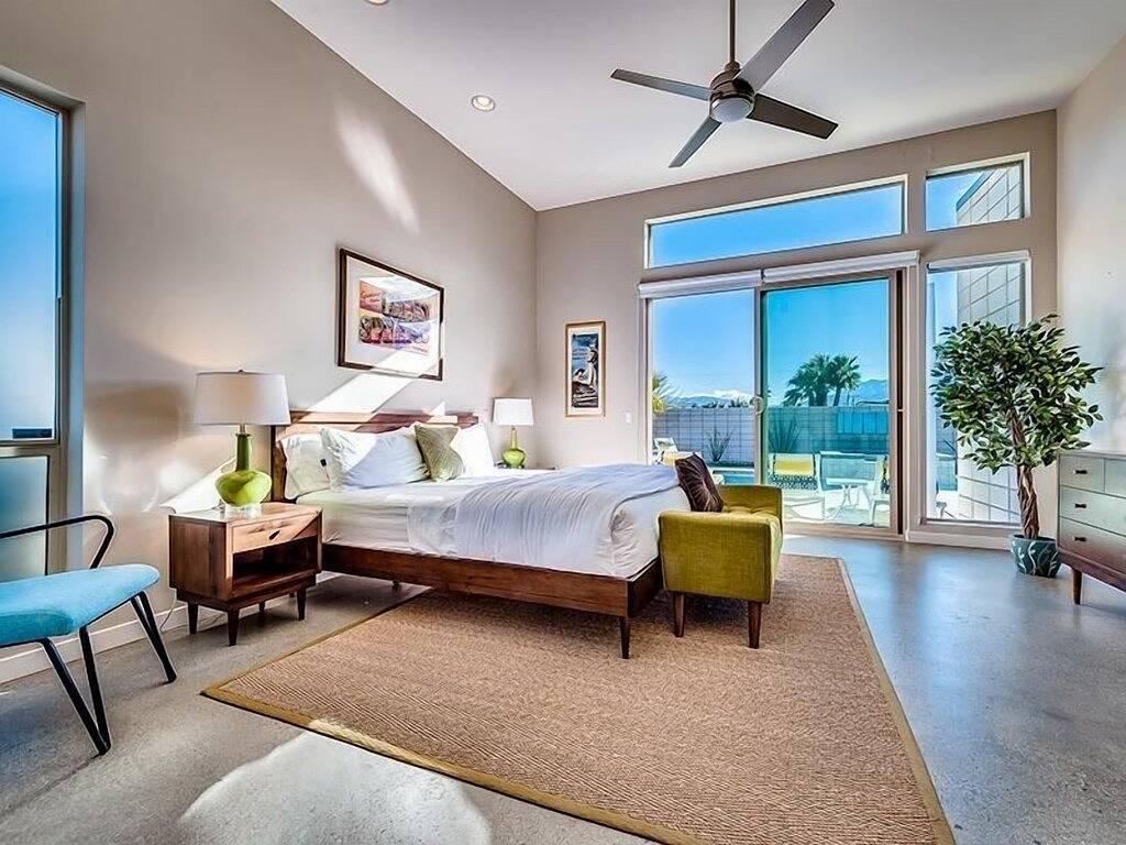 Neu, geräumig und elegant mit modernem Komfort und Blick auf die Berge! in Palm Springs, Coachella Valley