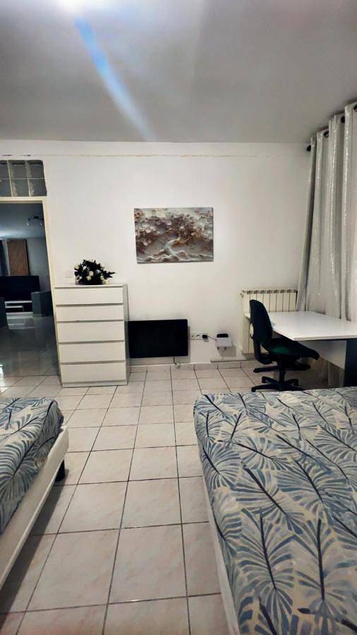 Location de vacances pour 6 personnes, avec terrasse et jardin à Morières-lès-Avignon - 2