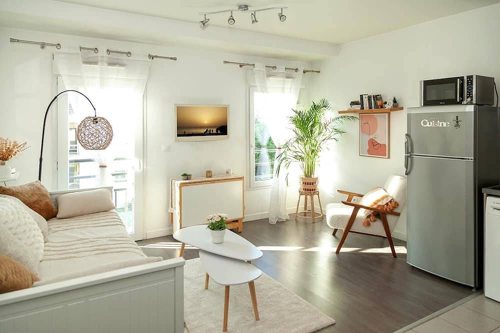 Apartamento entero, Paris Orly Petit Cocon sur Ablon à 15 Minutes de Paris in Ablon-sur-Seine, Valle del Marne