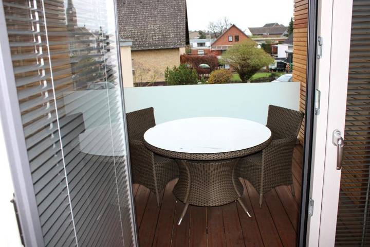 Ferienwohnung für 2 Personen, mit Balkon und Terrasse sowie Ausblick in Euskirchen - 3