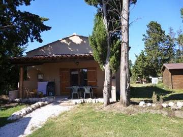 Gîte pour 5 personnes, avec vue et jardin, animaux acceptés à Maillane