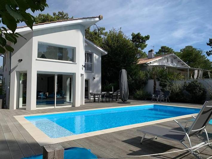 Villa pour 10 personnes, avec Jardin et Piscine à Dourgne