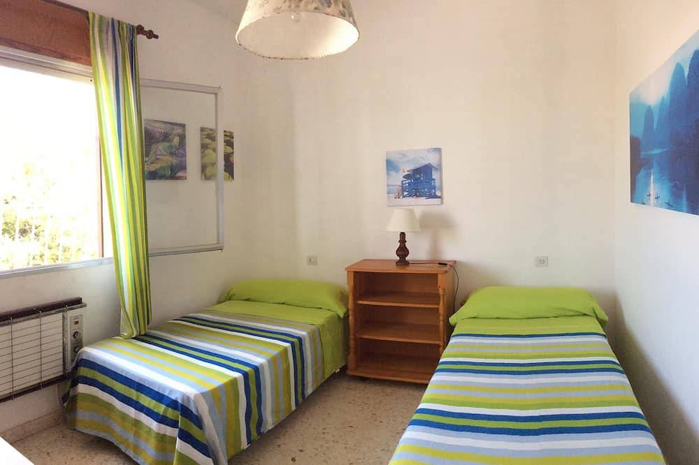 Special Offer- A Minute Walking From Beaches in Playa Cala Bosque (Orihuela), Orihuela