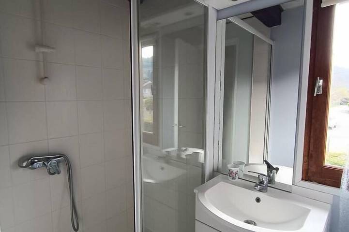 Location de vacances pour 2 personnes, avec jardin, animaux acceptés à Saint-Céré - 4