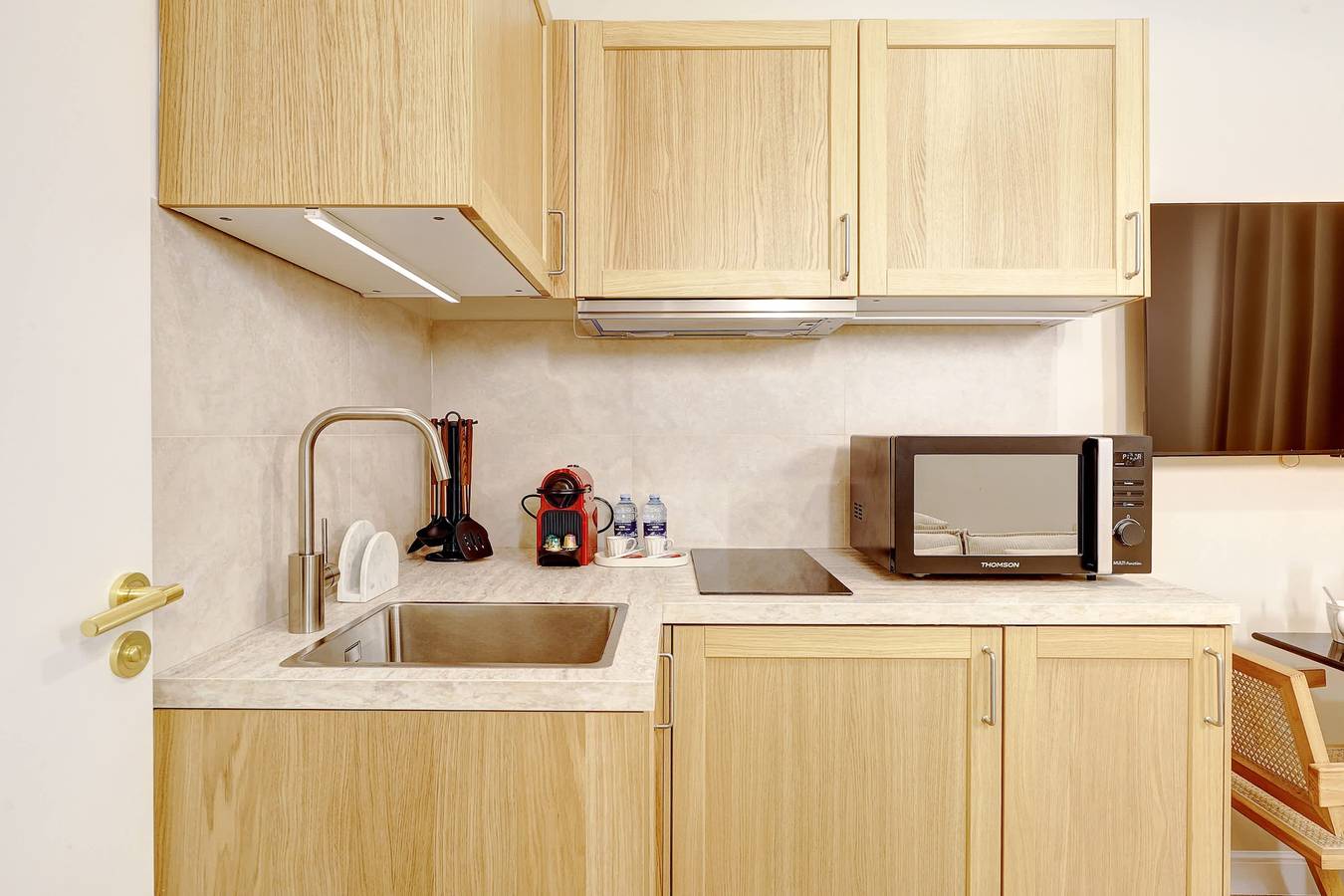 Ganze Wohnung, Studio élégant avec A/C au cœur du Marais in Paris, Ile de France