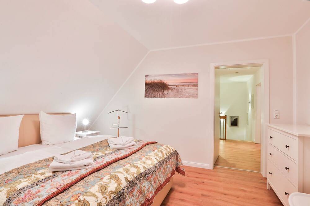 Strandvilla Babette - Balo A, direkt am Meer, mit Sauna - Haushälfte A in Lobbe Strand, Mönchgut