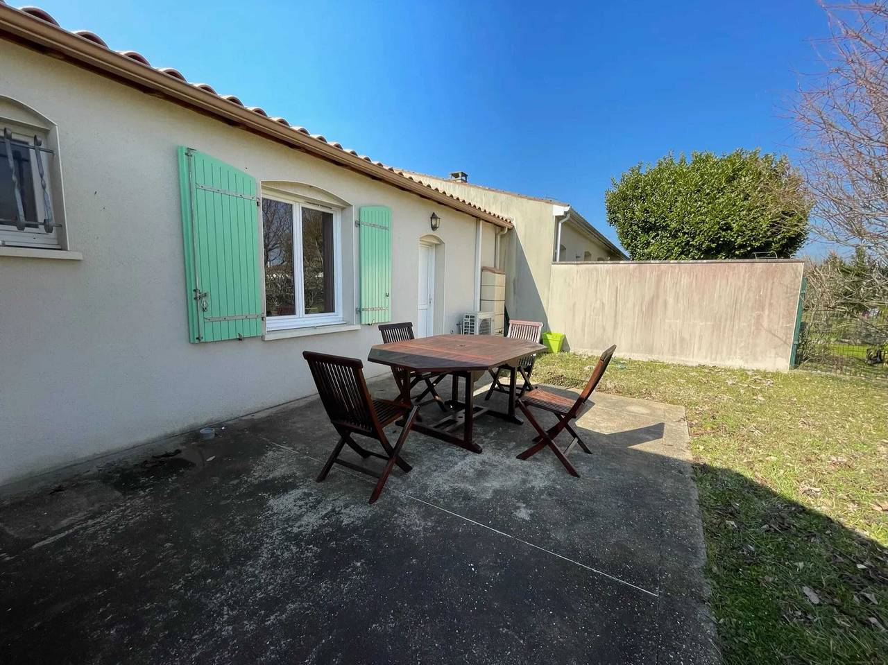 Maison accueillante à Gémozac - 100 m² avec jardin fertile. in Gémozac, Région de Saintes