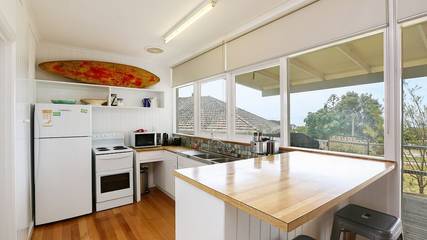 Holiday Home for 8 People in Dromana, Mornington Peninsula, Photo 4