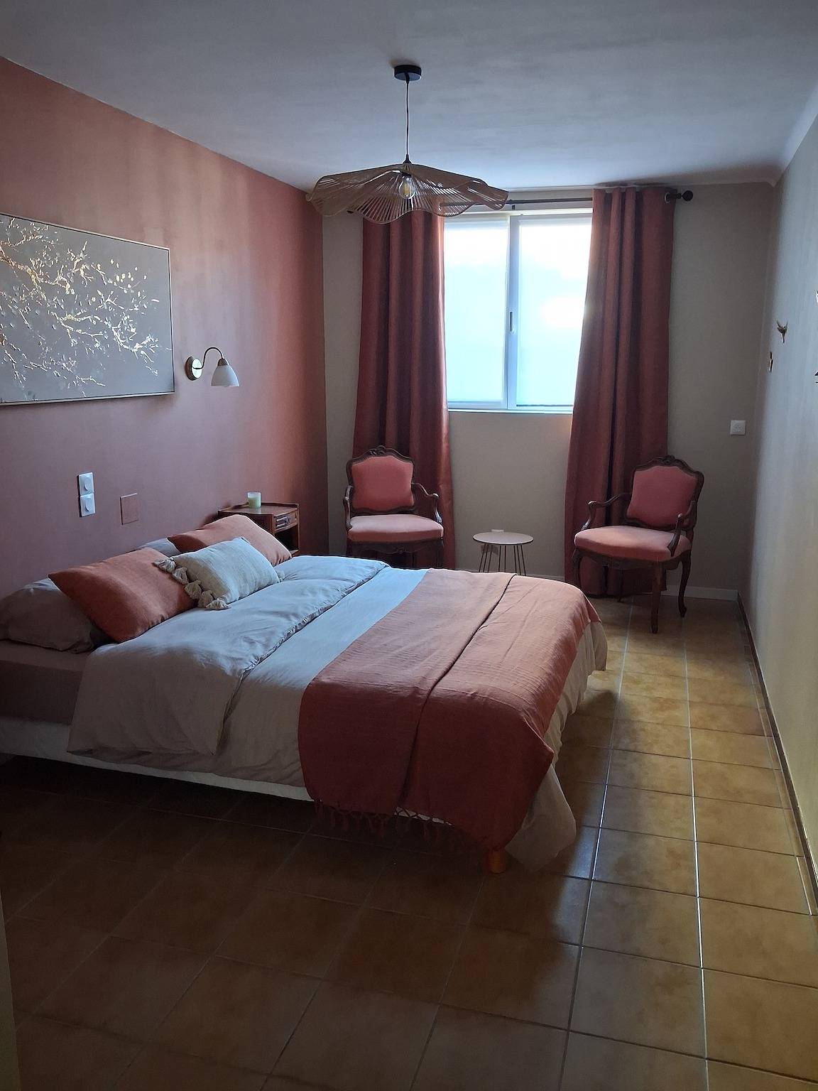 Room 'Terracota' with Shared Garden and Wi-Fi in Elne, Côte d'Améthyste