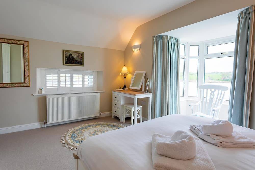 The Beach House, Alnmouth, pet friendly, with a garden in Alnmouth in Alnmouth, Northumberland
