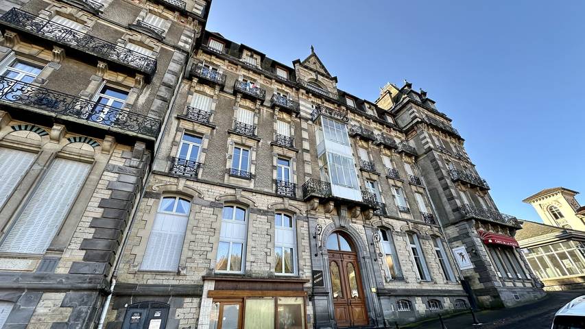 Gîte pour 6 personnes dans Office de Tourisme La Bourboule - 3