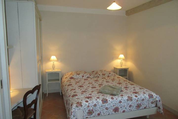 Location de vacances pour 4 personnes, avec jardin à Crillon-le-Brave - 4