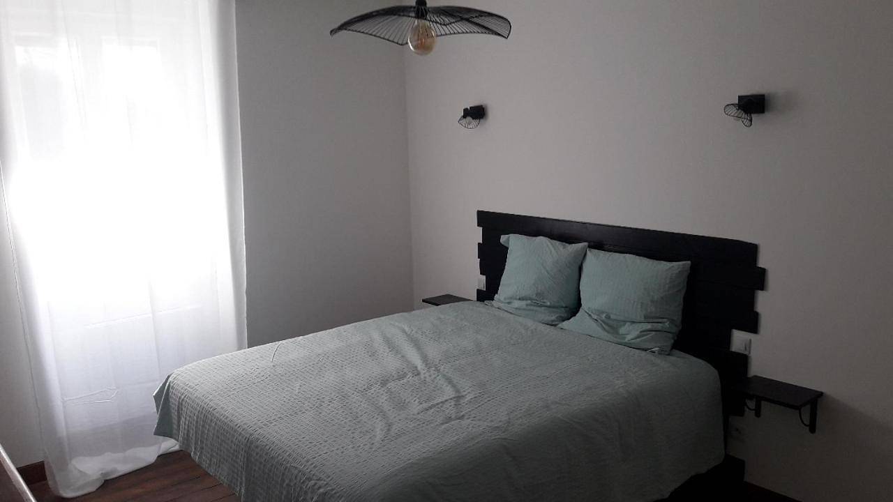 Appartement entier, Two-Bedroom Apartment in Tarascon-sur-Ariège, Ariège