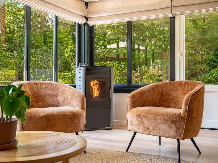 Location de vacances pour 6 personnes, avec terrasse et jardin à Lanaken - 4