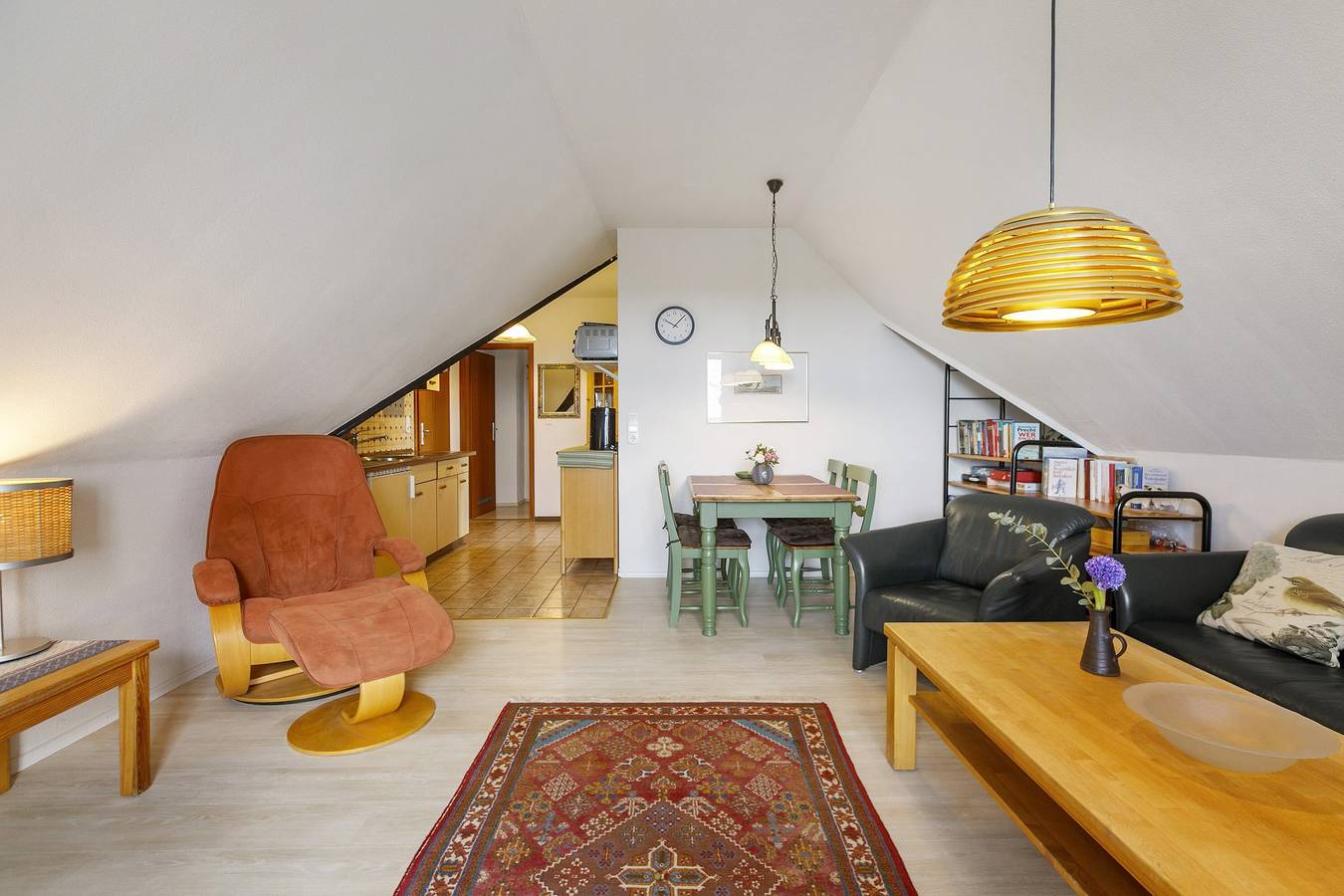 Ganze Wohnung, Apartment 'Fewo 2 Oland' mit Terrasse, Garten und Wlan, Platz für bis zu 4 Gäste in Dagebüll, Nordseeküste