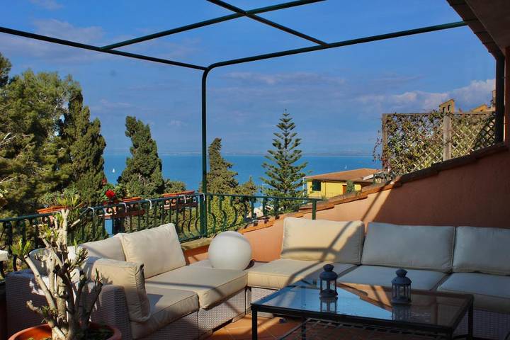 Ferienwohnung für 6 Personen, mit Balkon und Terrasse sowie Pool und Ausblick in Porto Santo Stefano - 2