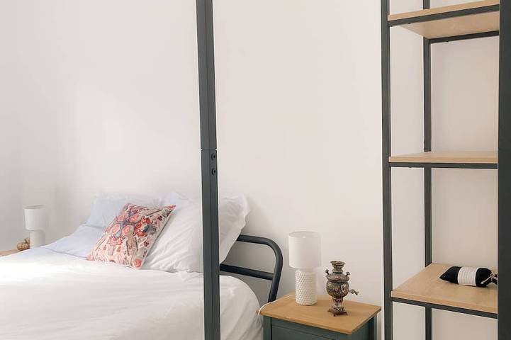 Appartement entier, \"Au nom de la rose\", beau 3 pièces en centre-ville in Provins, Seine-et-Marne