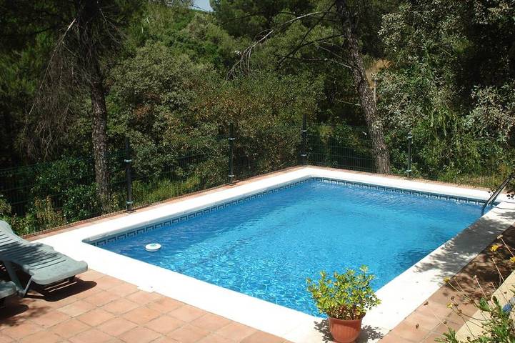 Ferienhaus für 8 Personen, mit Balkon und Garten