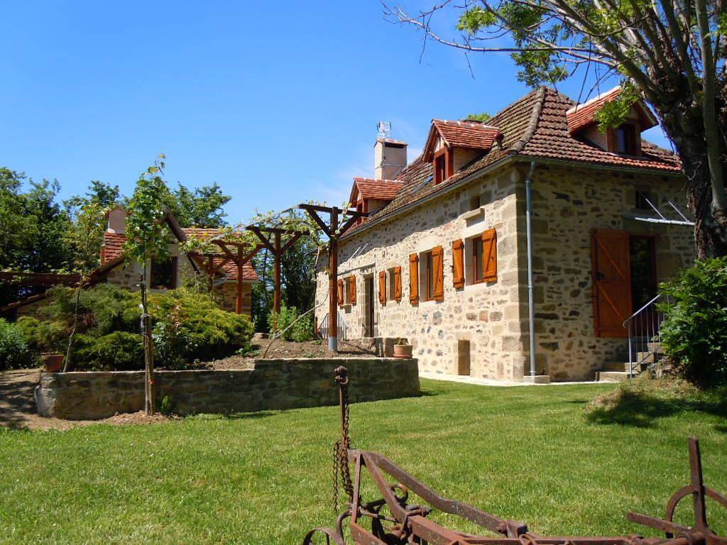 Gîte für 6 Personen mit Garten in Le Bouyssou, Lot