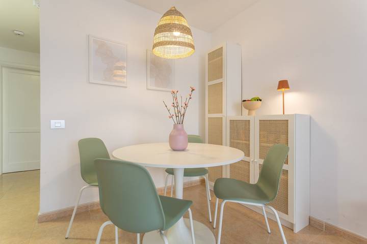 Entire apartment, Oasis Duna - Casa Amanay: Shared Pool, Private Terrace & Wi-Fi for Your Vacation in Corralejo, La Oliva