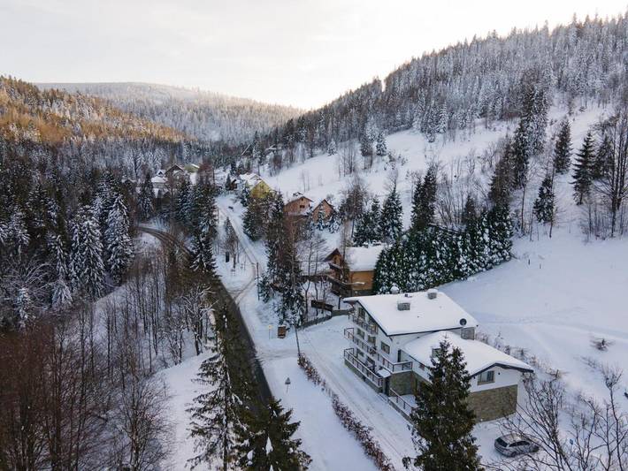 Ośrodek wypoczynkowy dla 2 osób, z balkon i widok oraz sauna w Beskidy