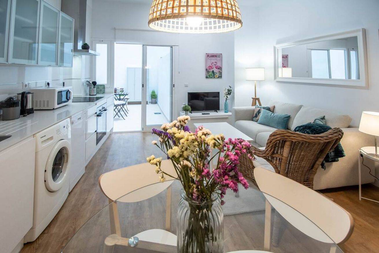 Entire apartment, Duplex Flamingo in Cadiz Old Town, Cádiz
