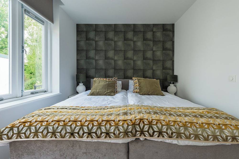 Ganze Wohnung, Erleben Sie Komfort bei Bed en Koffie – Hotel Roosendaal! Dieses großzügige, komplett renovierte Apartment in Roosendaal verfügt über zwei private Dachterrassen und liegt nur 5 Gehminuten vom Zentrum Roosendaal entfernt. in Roosendaal, Nordbrabant