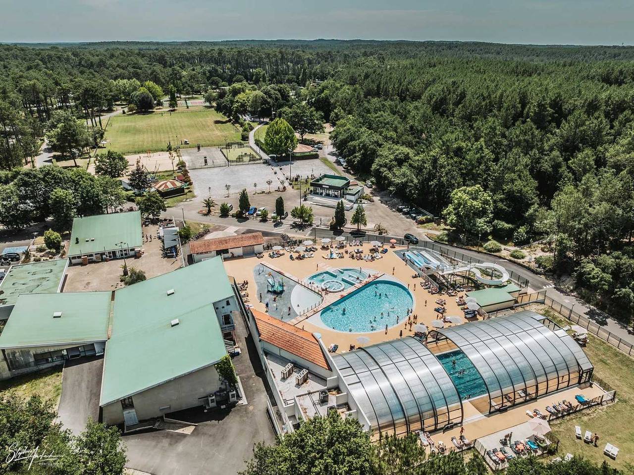 Camping - Piscine - efbfhf in Léon (France), Côte d’Argent