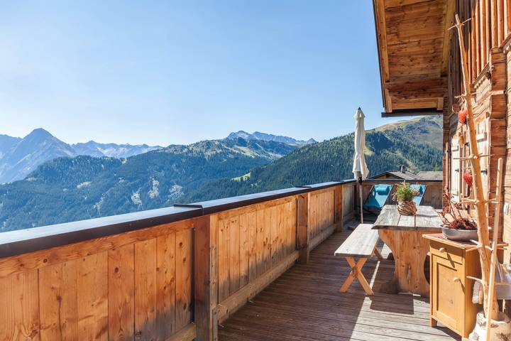 Berghütte Ahornblick mit Wlan und tollem Bergblick in Tuxer Alpen, Hippach