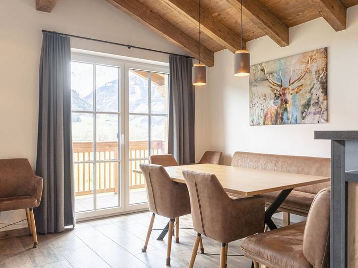 Ferienhaus für 10 Personen, mit Balkon/Terrasse und Balkon sowie Garten und Sauna im Salzburger Land - 3
