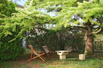 Gîte pour 2 personnes, avec terrasse et jardin, animaux acceptés à Lédenon
