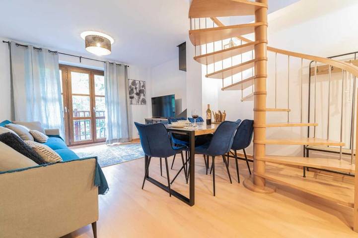 Ferienwohnung für 9 Personen, mit Ausblick und Garten - 1