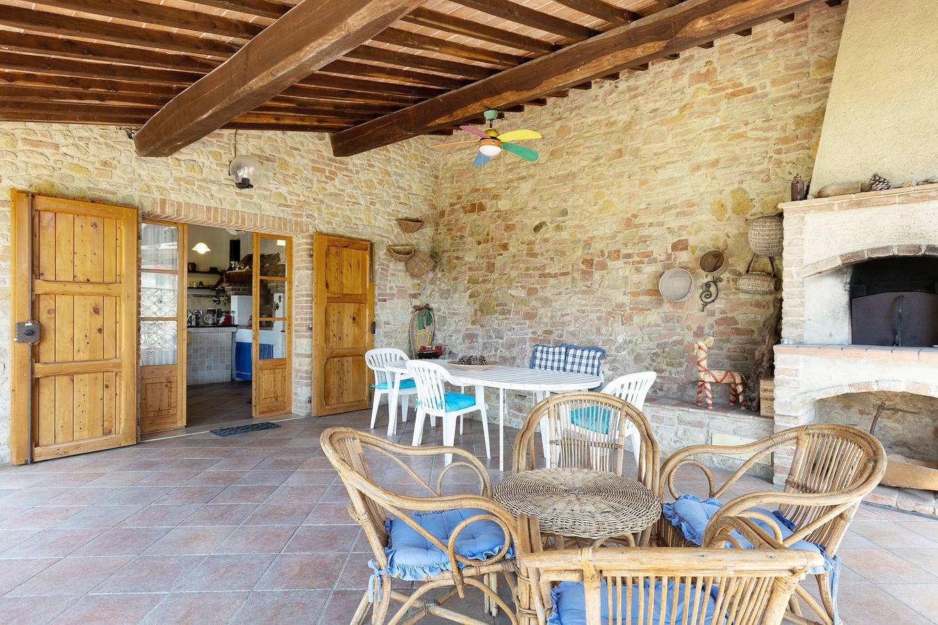 'La Ripa - Hauptwohnung' mit Gemeinschaftspool und Wlan in San Gimignano, Siena Provinz