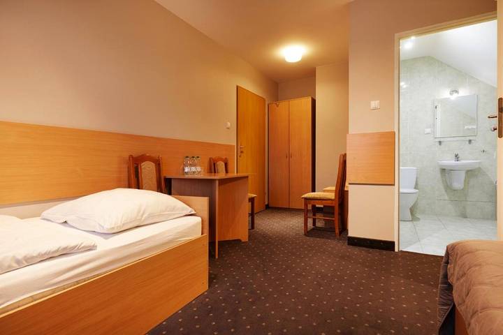 Hôtel pour 4 personnes, avec jardin et balcon