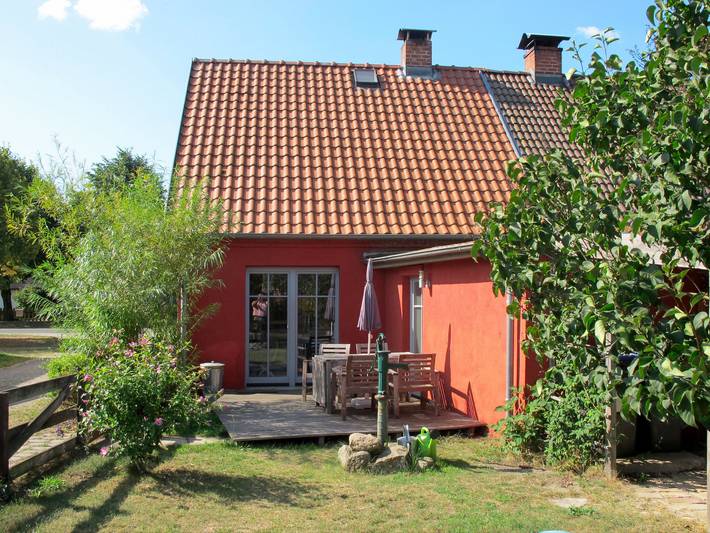 Ferienhaus für 5 Personen, mit Terrasse und Garten sowie Sauna