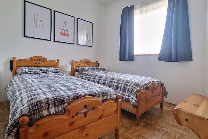 Ganze Wohnung, Casa Polsa \"1964\" - #02 Holiday Home in the mountains in Brentonico, Gardasee-Berge
