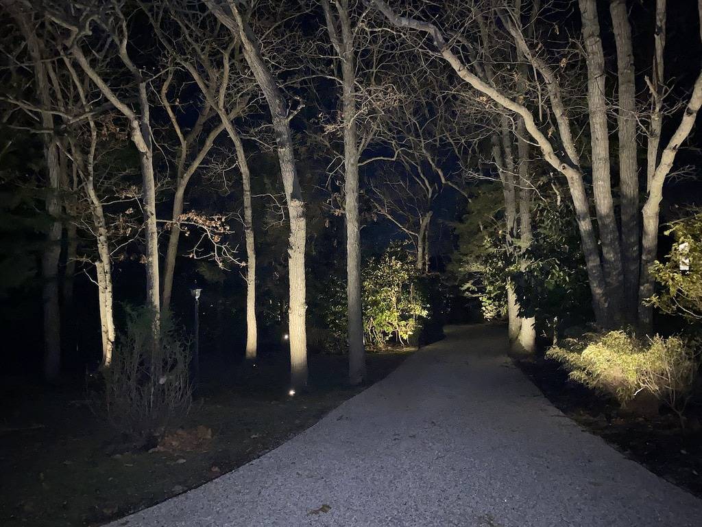 Mid-Century Waterfront House ganzjähriger Rückzugsort in East Hampton in Springs, Hamptons