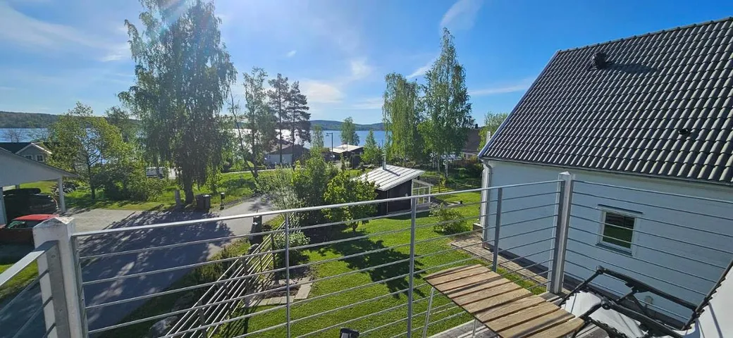 Ferienhaus für 4 Personen, mit Garten und Sauna sowie Ausblick und Seeblick, mit Haustier - 1