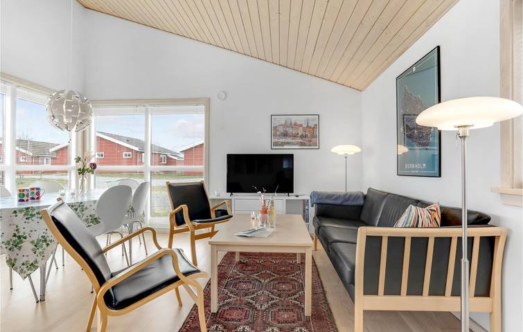 Ferienhaus für 4 Personen mit Terrasse in Rø, Gudhjem