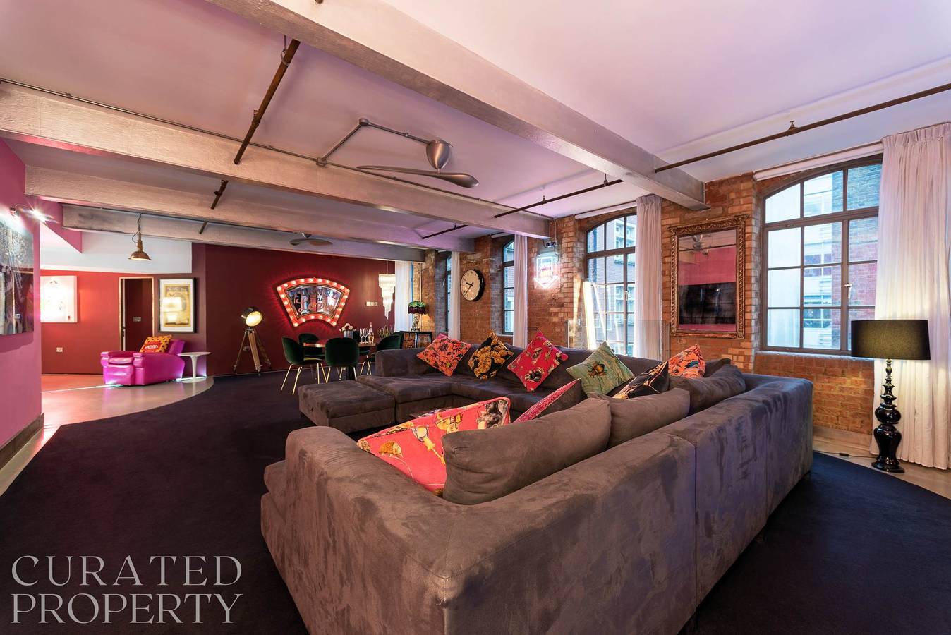Vacation Apartment for 6 Guests in London, South East England