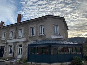 Hôtel pour 3 personnes, animaux acceptés à Beauzac