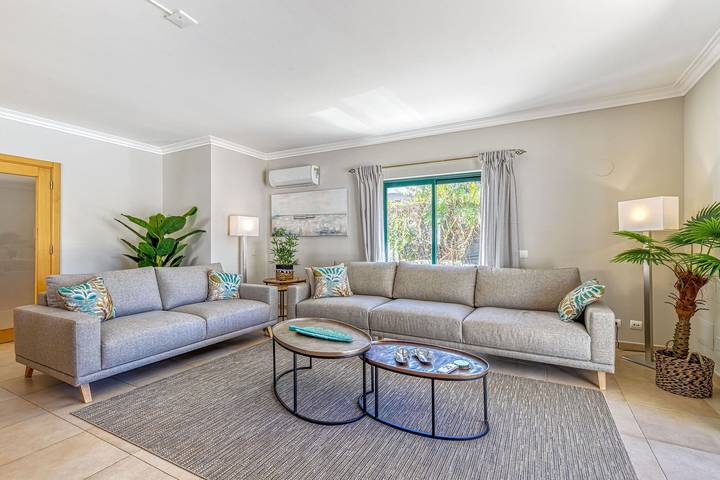 Villa für 8 Personen, mit Garten in Carvoeiro - 3