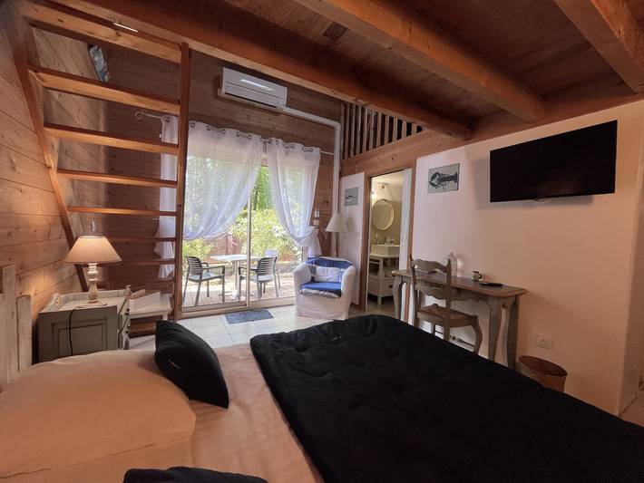 Chambre d’hôte pour 2 personnes, avec terrasse et jacuzzi ainsi que jardin et piscine au Bassin d'Arcachon - 4
