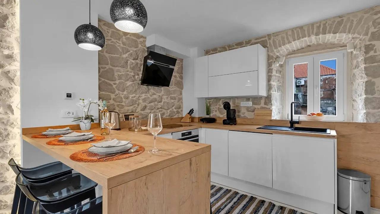 Ganze Ferienwohnung, Ferienwohnung für 4 Personen (55 m²) in Makarska in Makarska, Makarska Riviera