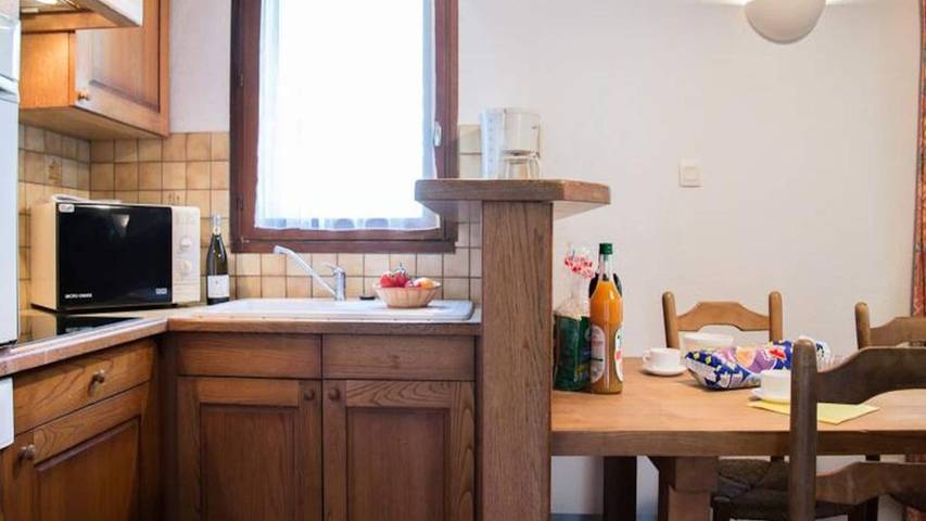 Gîte pour 9 personnes, avec piscine et jardin à La Canourgue - 3