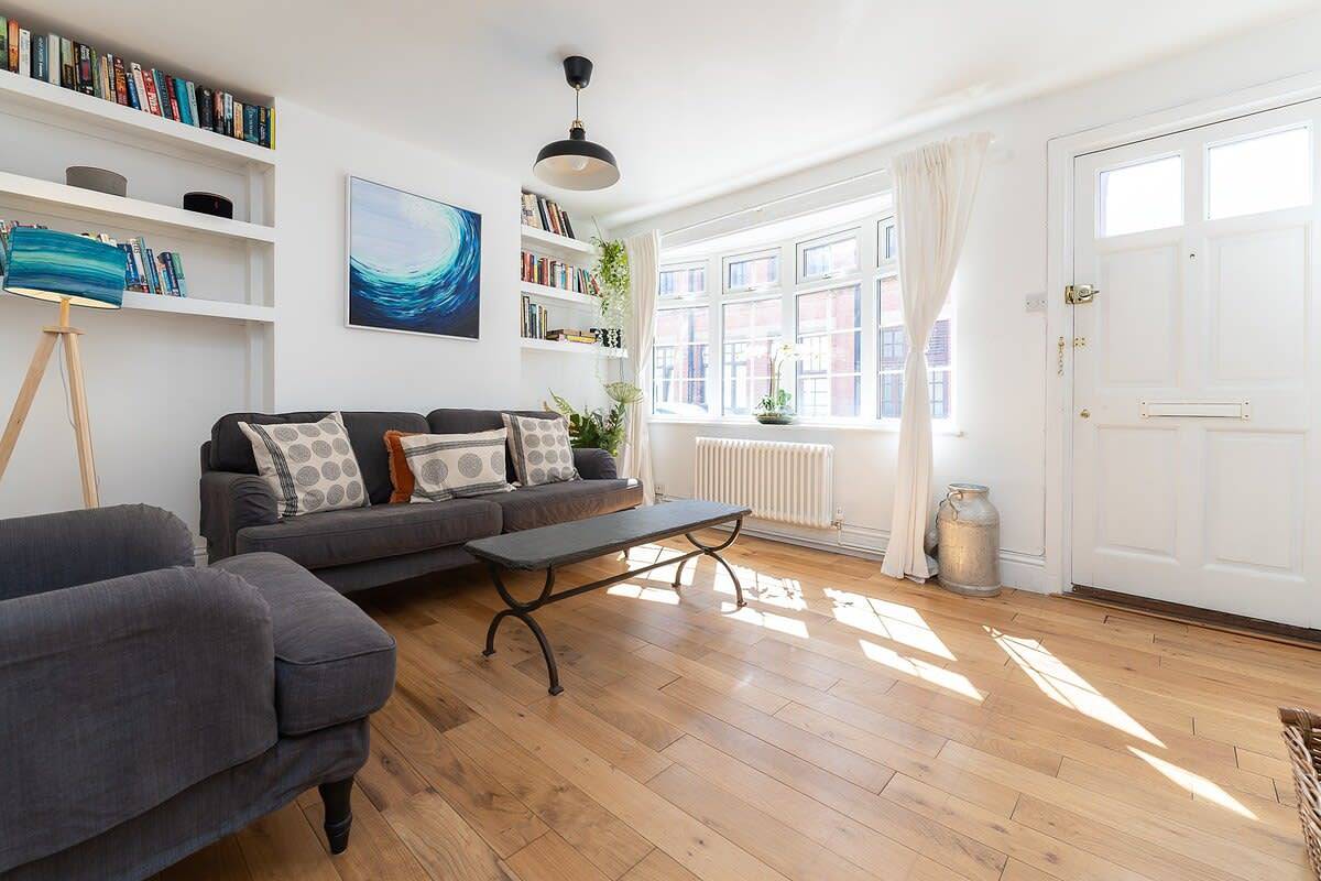 Host & Stay | Sunny Terrace on Robert Street in Brighton, Sussex