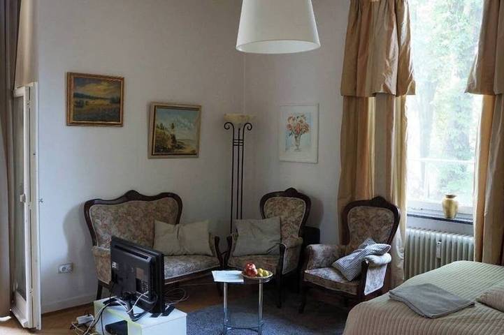 Villa für 2 Personen, mit Balkon in Hessen - 2